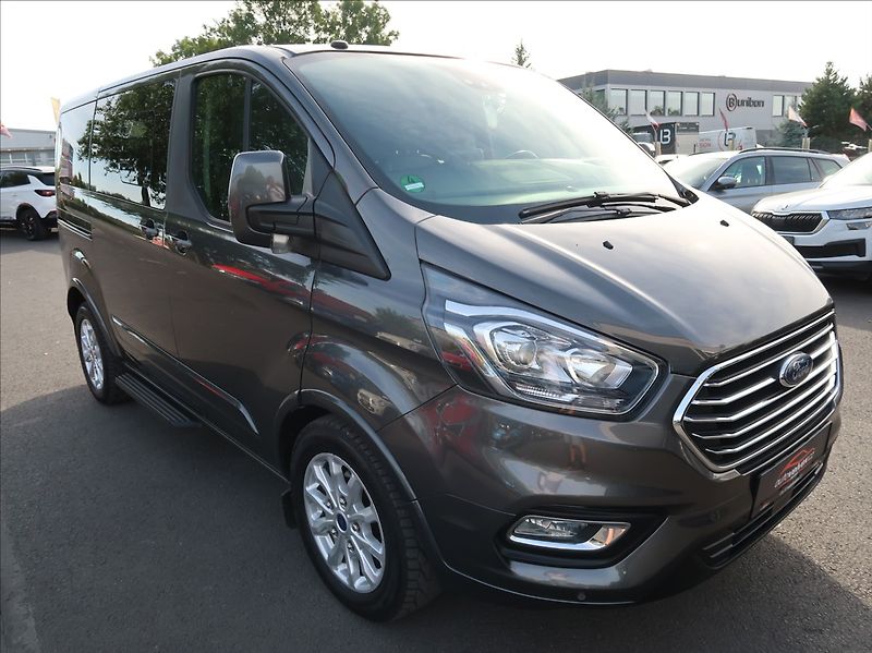 Ford Tourneo Custom 2,0 EcoBlue,96kW,9míst,navi - fotka 2 z 28