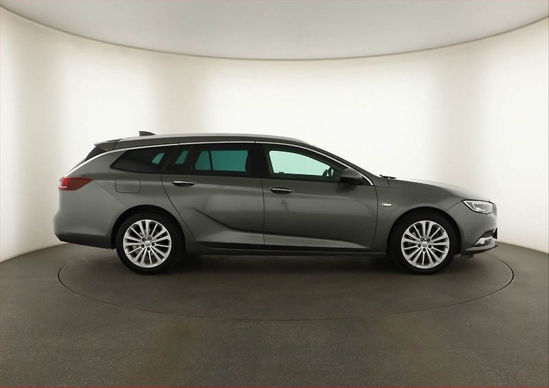 Opel Insignia (2018) 2.0 CDTI, Automat, Navi - fotka 6 z 16