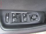 Volkswagen Passat (2015) 1.6 TDi, AC, temp - náhled 14