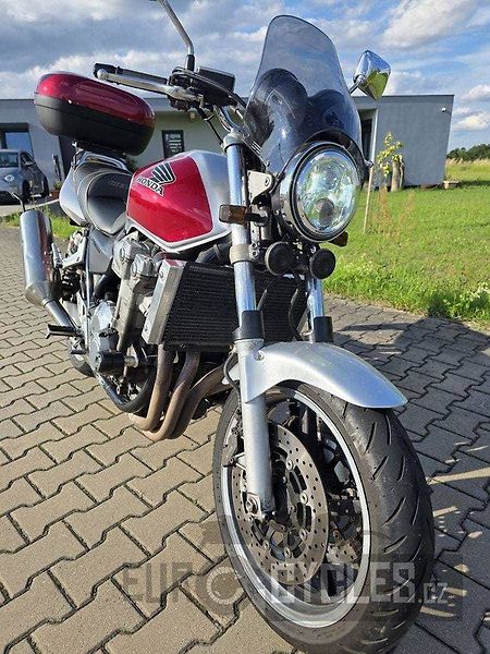 Honda CB 1300 (2004) akce 69900 - fotka 2 z 19