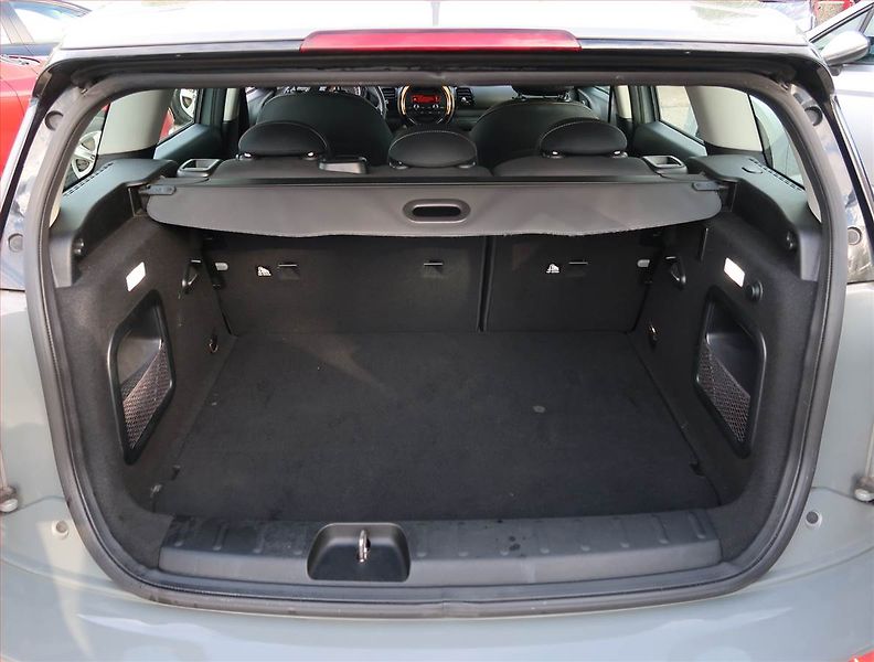 Mini Clubman (2018) One, Serv.kniha, Park. senzory - fotka 13 z 19