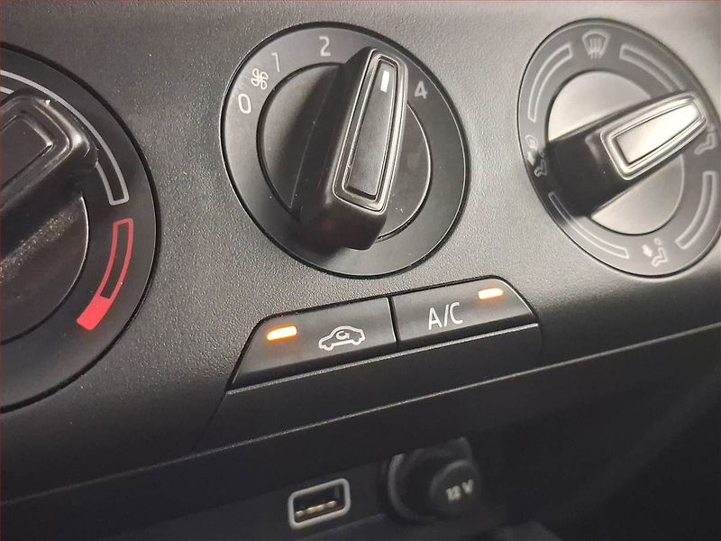 Škoda Fabia (2020) Ambition 1.0 TSI, ČR,1.maj - fotka 18 z 19