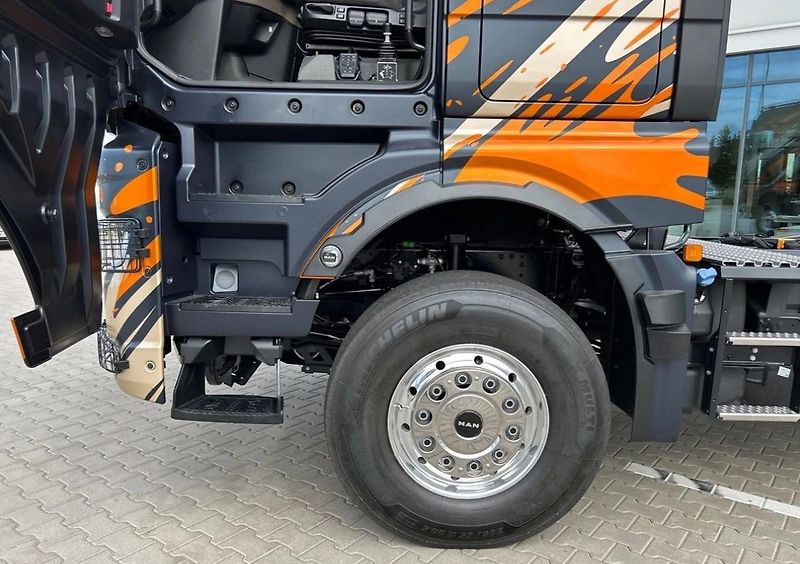 MAN TGX (2025) 33.640 6x4 hydraulika EURO 6 - fotka 10 z 25