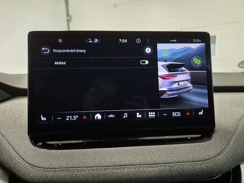 Škoda Enyaq 150kw, iV80 19ALU SOH 90% - fotka 29 z 51