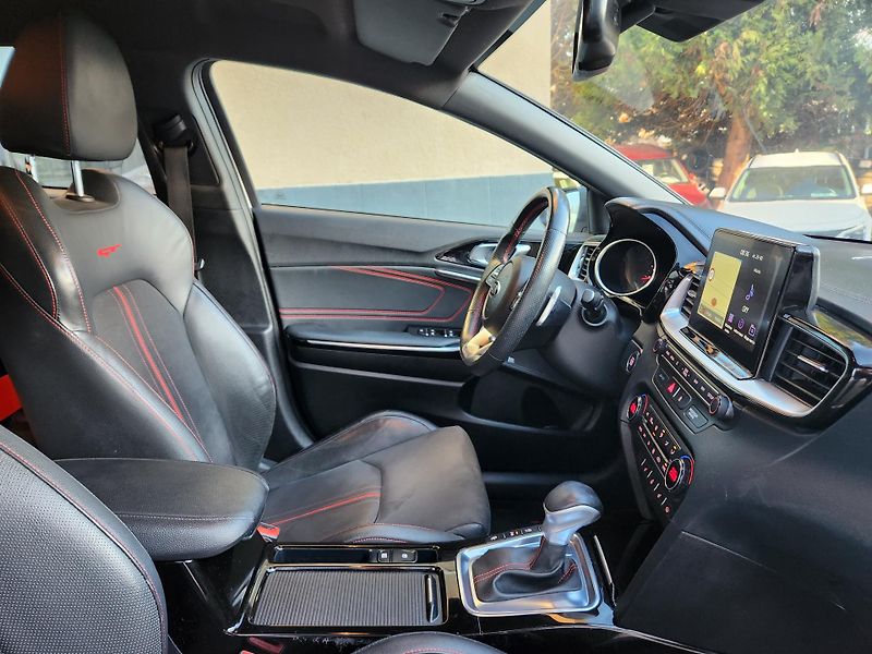 Kia Pro_Ceed (2019) GT-V ZÁRUCE-AUTOMAT-KŮŽE-NAVI - fotka 16 z 28