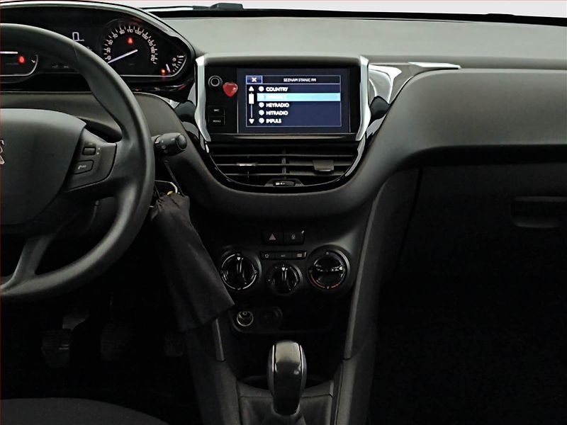 Peugeot 208 (2017) 1.2 PureTech, ČR,1.maj - fotka 11 z 12