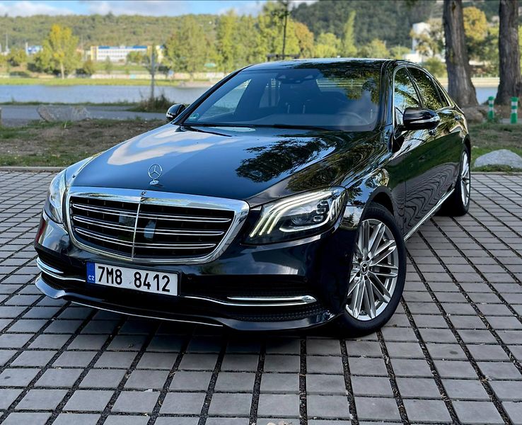 Mercedes-Benz Třídy S (2020) S 350D 3.0 210KW 4MATIC LONG 2 - fotka 3 z 11