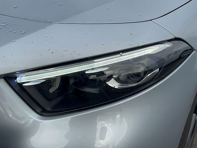 Mercedes-Benz Třídy A A 200d AMG line - fotka 9 z 29