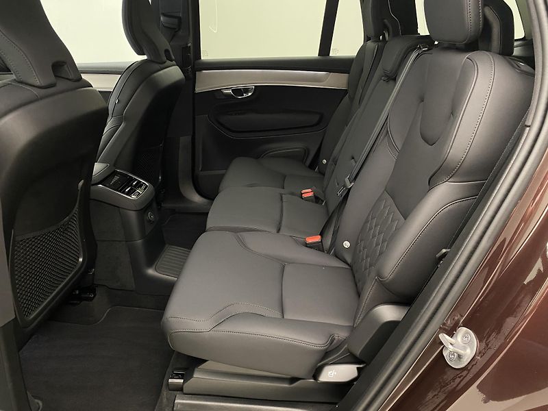 Volvo XC90 T8 AWD RECHARGE CORE AUT CZ 7m - fotka 5 z 59