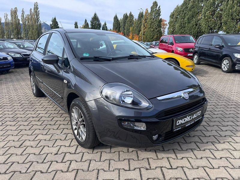 Fiat Punto (2011) 1,2i 51 KW PRVNÍ MAJITEL - fotka 8 z 42