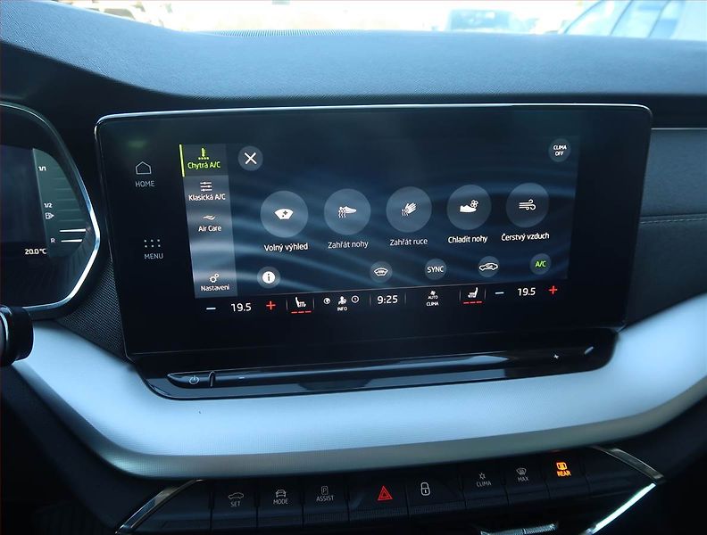 Škoda Octavia (2020) 2.0 TDI, Automat, Navi - fotka 26 z 27