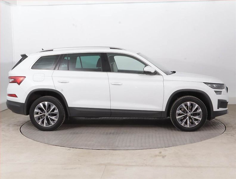 Škoda Kodiaq (2023) Ambition 2.0 TDI - fotka 6 z 17