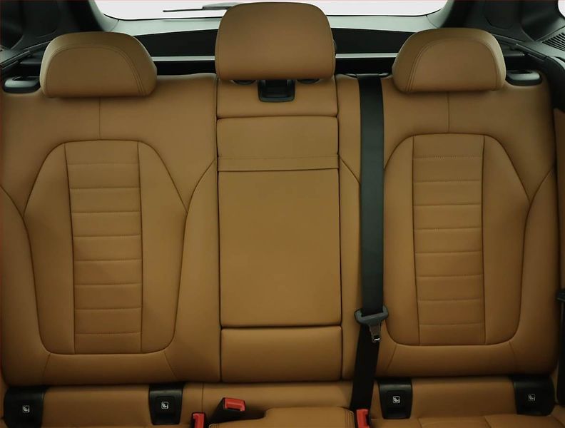 BMW iX3 (2021) 80 kWh - fotka 10 z 27