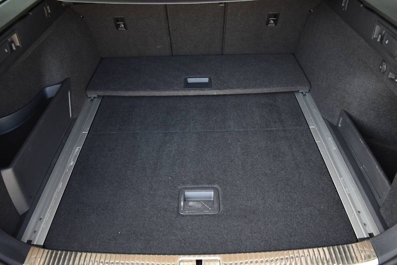 Volkswagen Passat Variant (2023) 2.0TDI 110kW DSG , Tažné - fotka 19 z 27