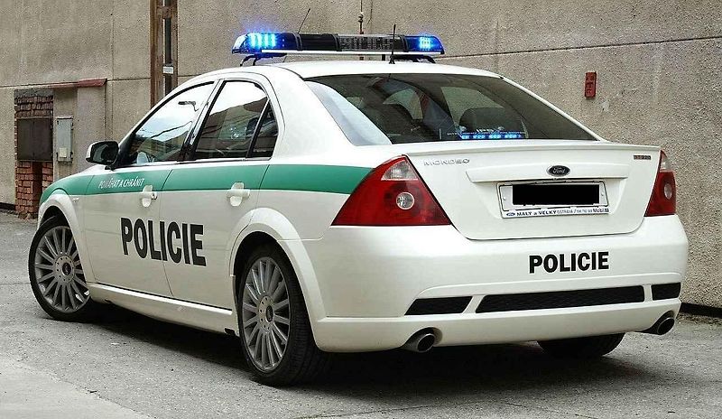 Tatra 613.