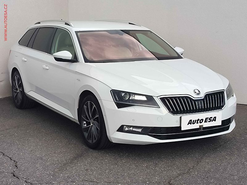 Škoda Superb (2017) 2.0 TDi 4x4, ČR, DSG, bixen - fotografie inzerátu