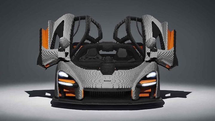 McLaren Senna z Lega