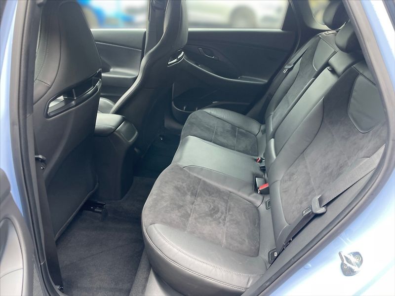 Hyundai i30 2,0 T-GDI Performance - fotka 7 z 11