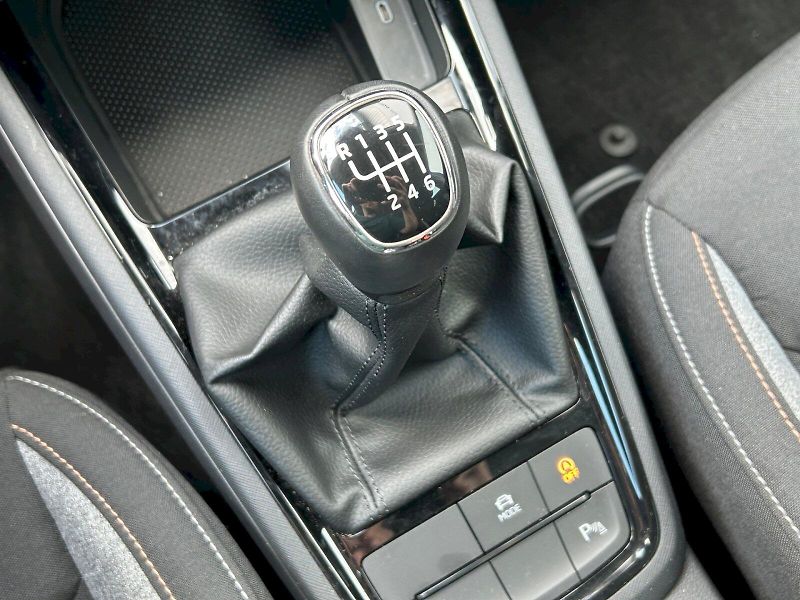 Škoda Scala (2025) Selection 1.0 TSI 85kW - fotka 27 z 34