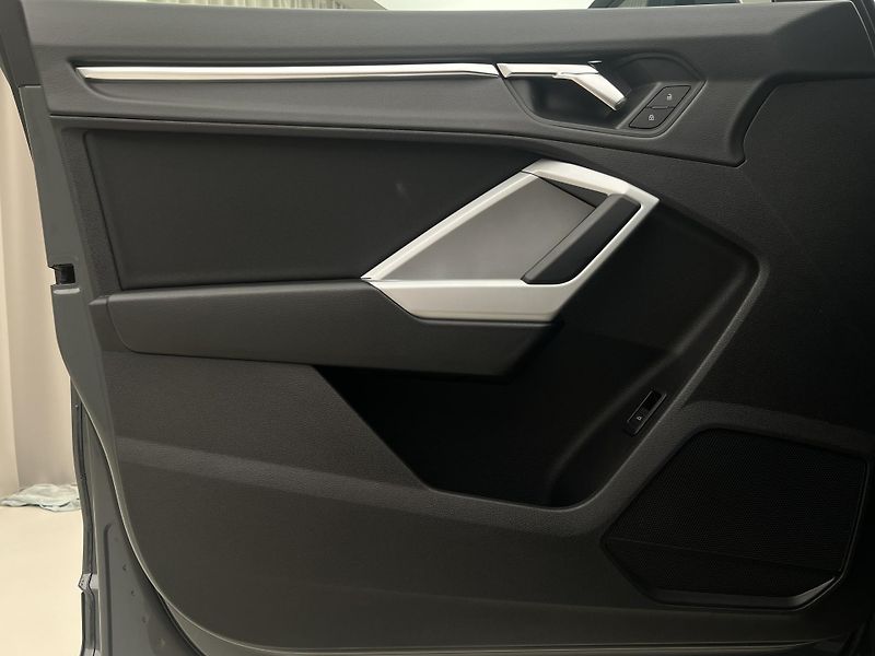 Audi Q3 35 TFSI AUT CZ - fotka 7 z 42