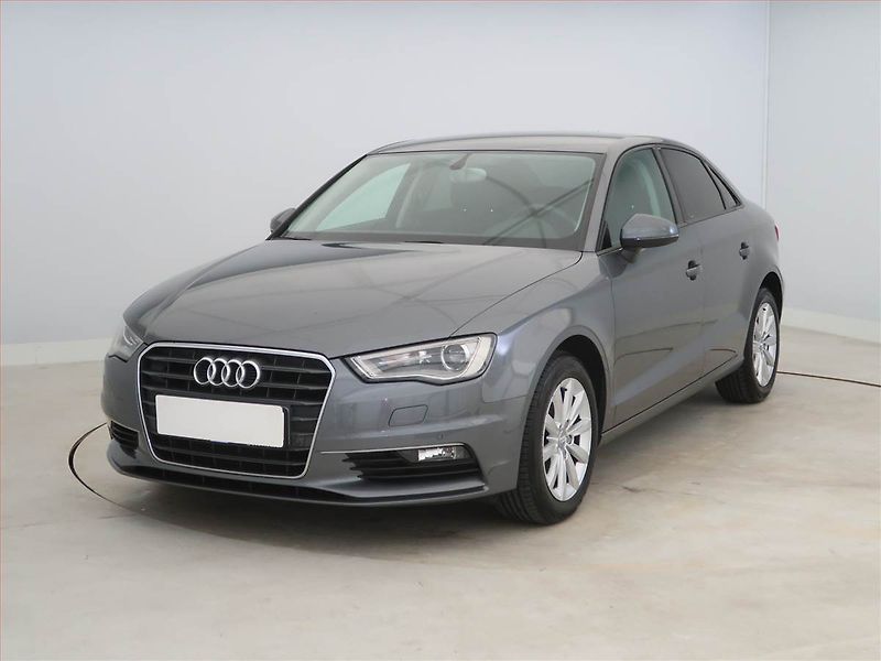 Audi A3 (2015) 1.6 TDI, Serv.kniha, Navi - fotka 2 z 19