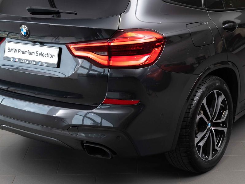 BMW X3 M40d - fotka 9 z 23