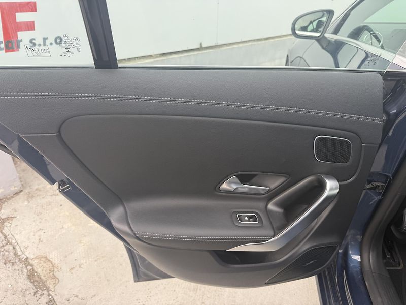 Mercedes-Benz CLA (2020) 2.0 250 165kW ser. historie - fotka 11 z 26