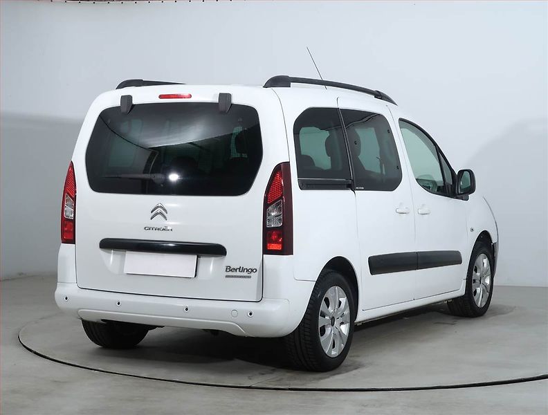 Citroën Berlingo (2014) 1.6 HDi, 5Míst, ČR - fotka 5 z 18