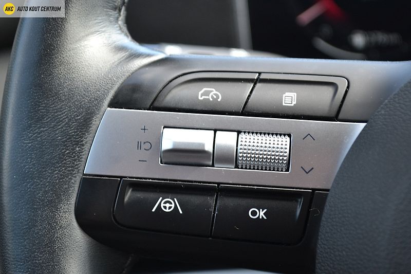 Hyundai Tucson 1.6T-GDI STYLE DCT FL 118KW - fotka 37 z 48