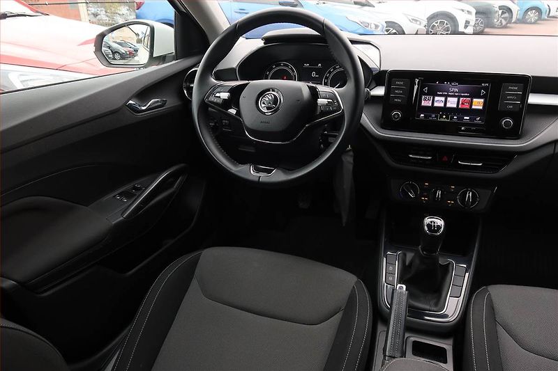 Škoda Fabia (2023) Ambition 1.0, ČR,1.maj - fotka 7 z 15