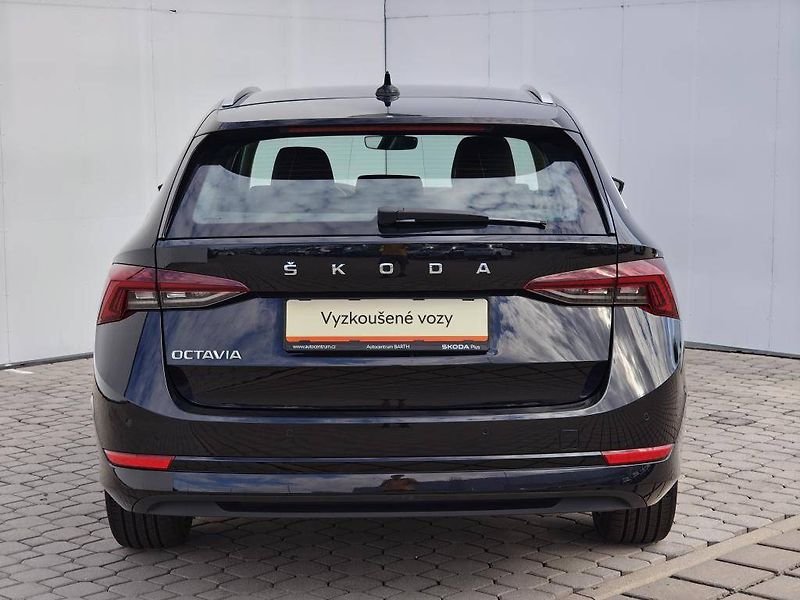 Škoda Octavia Style 6MP 2,0TDI - fotka 22 z 23