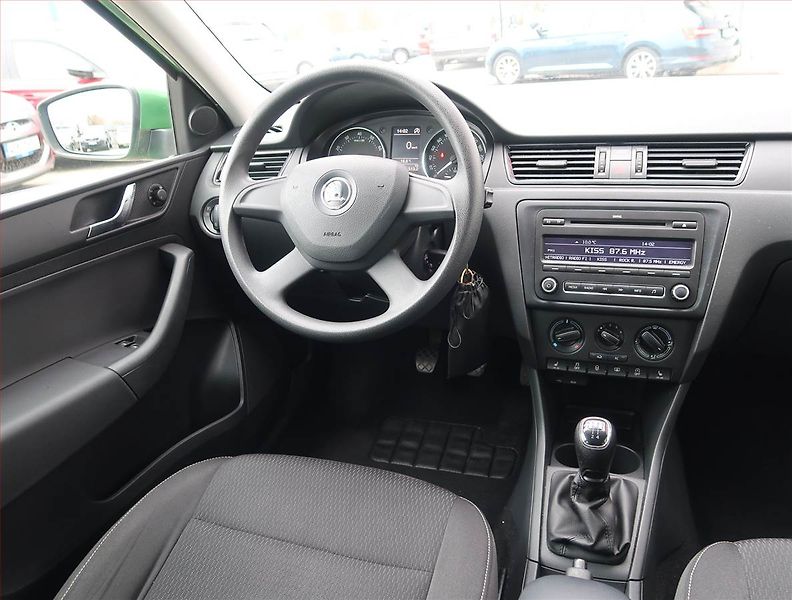 Škoda Rapid (2013) 1.2 TSI, Serv.kniha, Tempomat - fotka 7 z 14