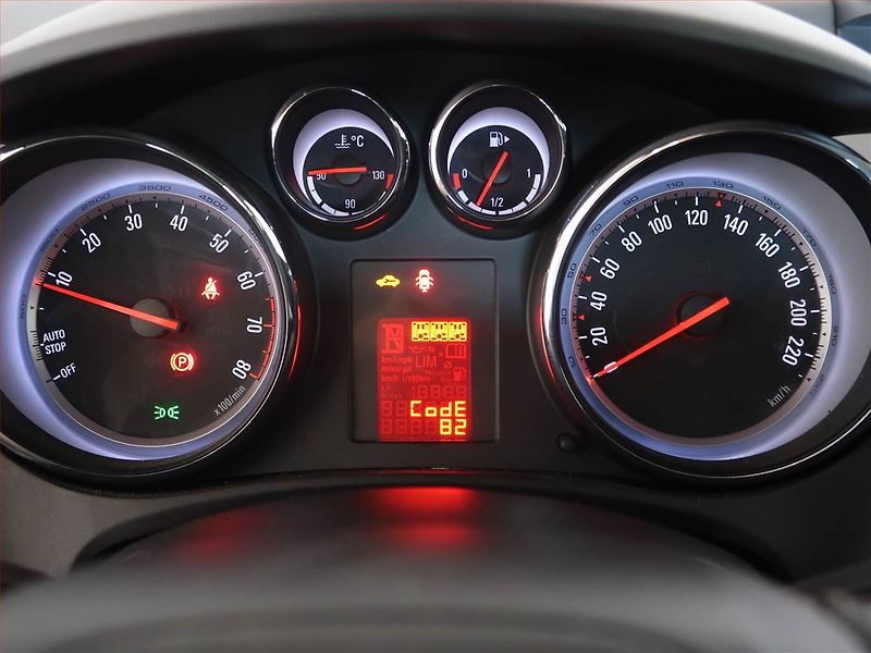 Opel Meriva (2012) 1.4 Turbo, Tempomat - fotka 11 z 15