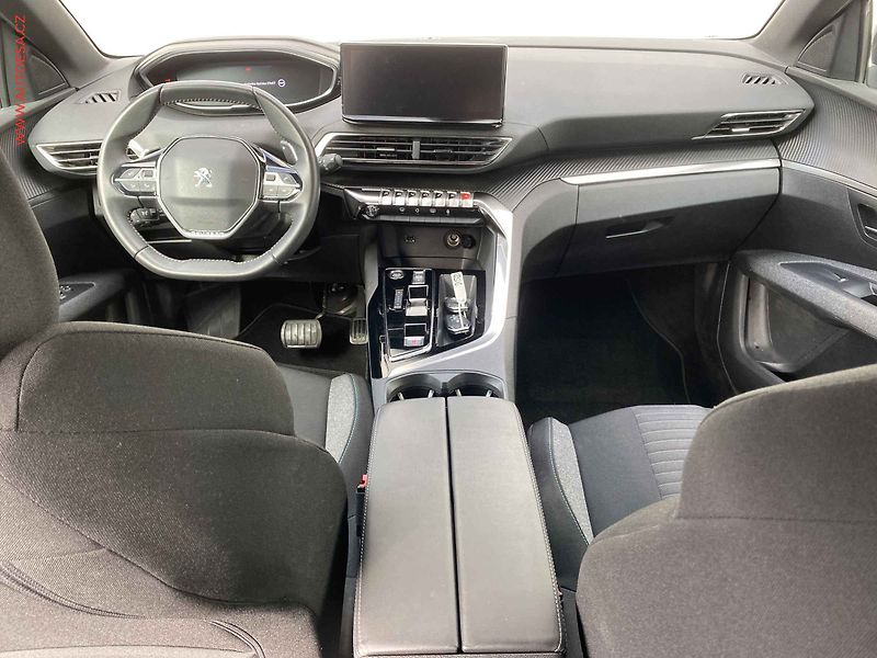Peugeot 5008 (2023) 1.2 PT, Active, AT, LED, navi - fotka 8 z 20