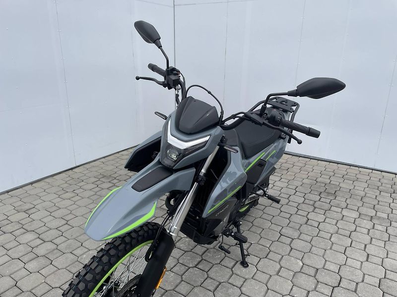 CFMOTO (2026) 250 Dual Sport EU5+ - fotka 8 z 12
