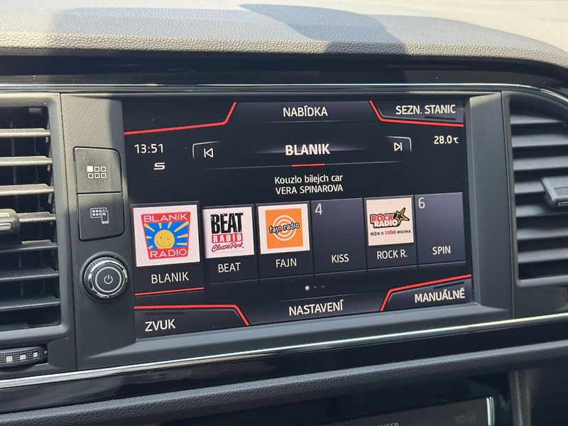 Seat Leon (2018) 1.5TSi MAN FR Virtual PANO RZV - fotka 36 z 52