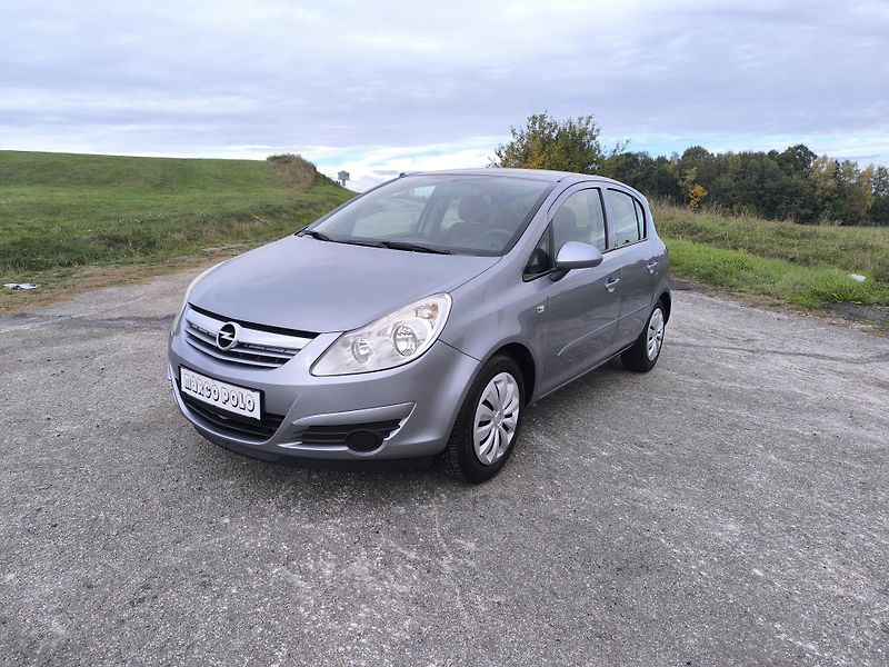 Opel Corsa (2007) 1.4 1.MAJITEL,SERVISNI KÍŽKA - fotka 3 z 33
