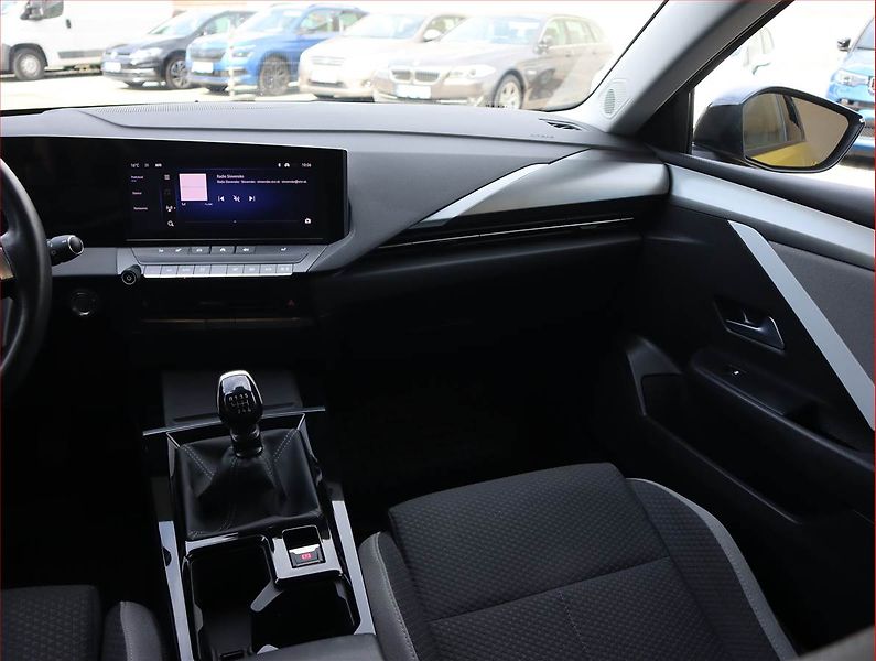 Opel Astra (2023) Edition 1.2 Turbo, Serv.kniha - fotka 8 z 22