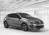 Že Renault vyrábí jedny z nejlepších motorů současnosti, dokazuje také Warranty Direct. Pokud něco Megane na 13. místě sužuje, jsou to problémy s elektrikou. Oprava zabere v průměru 2 hodiny a zákaznici platí okolo 7 tisíc Kč.