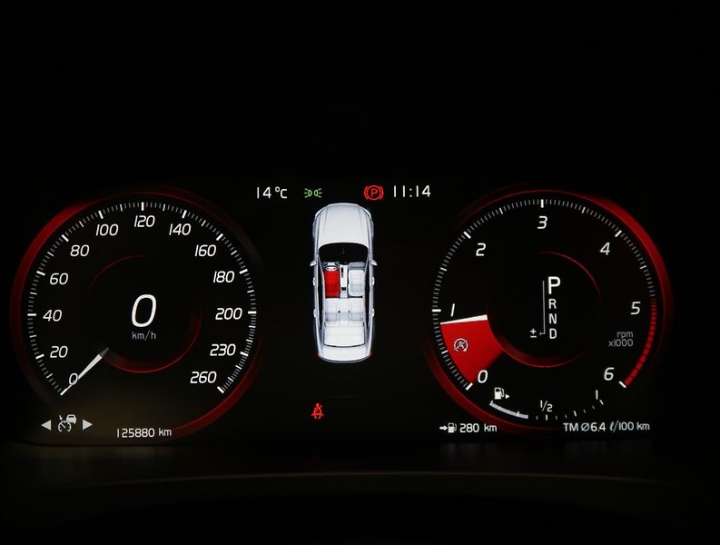 Volvo S90 2,0 D5 AWD INSCRIPTION - fotka 16 z 54