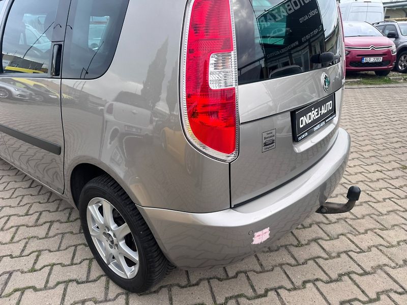 Škoda Roomster (2011) 1,6 TDI 77 KW KILOMETRY TAŽNÉ - fotka 12 z 50