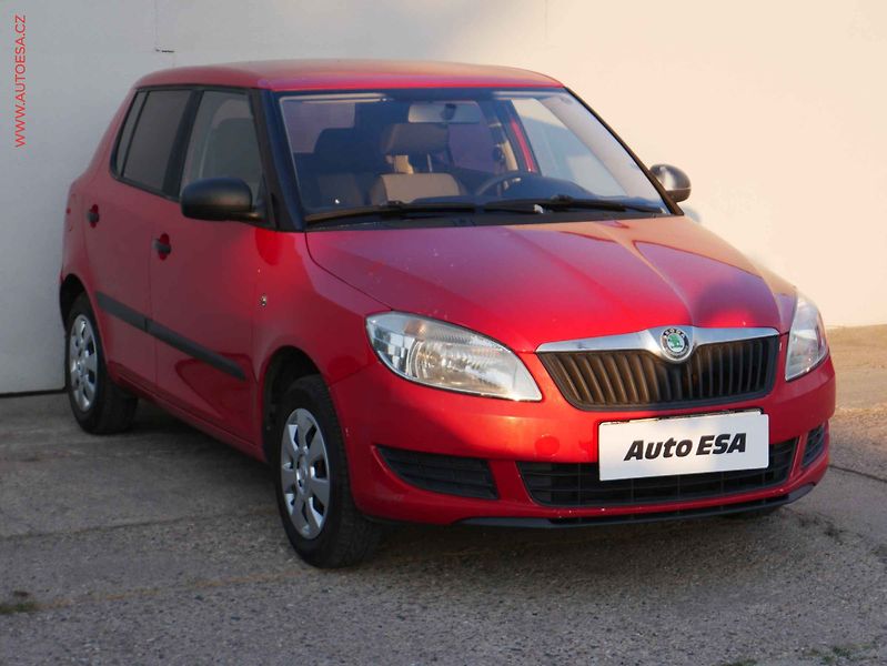 Škoda Fabia (2010) 1.2i, ČR, STK8/28 - fotografie inzerátu