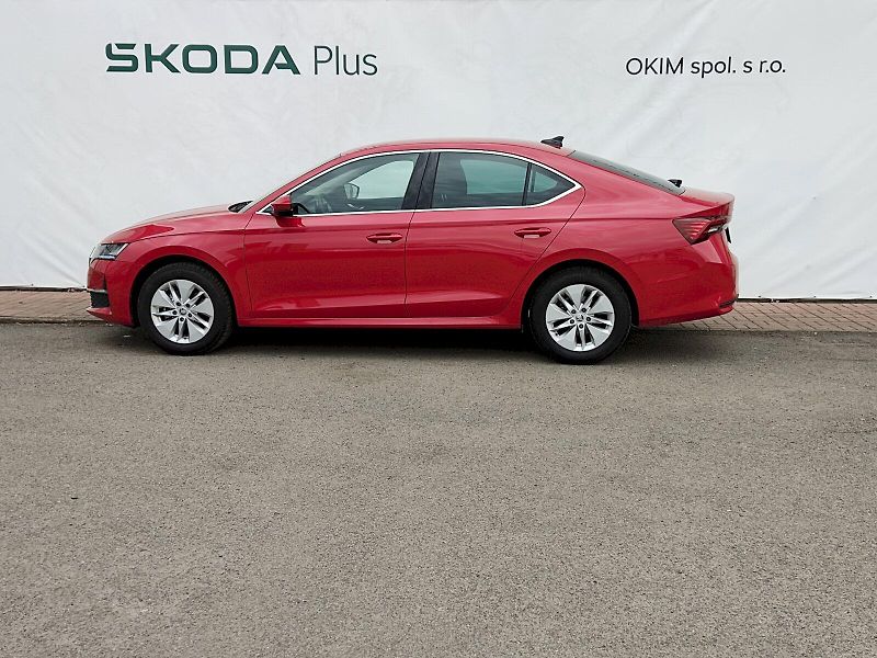 Škoda Octavia (2024) Top Selection 1,5 Tsi 110 Kw D - fotka 3 z 37