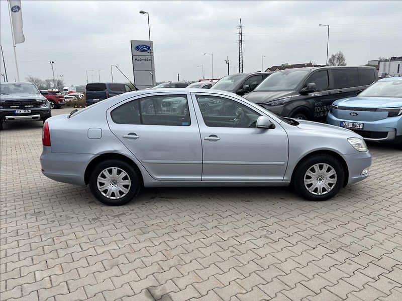 Škoda Octavia 1,9 TDI 77kW Ambiente - fotka 6 z 30