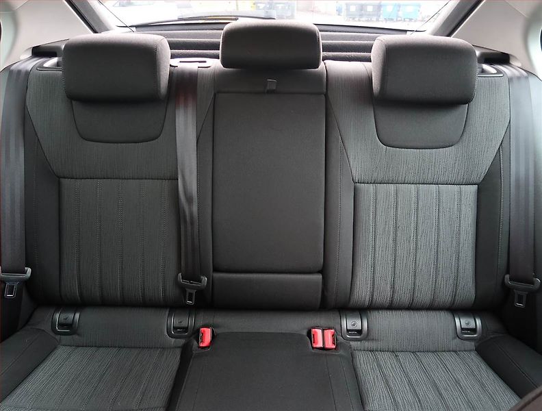 Škoda Octavia (2019) Style 1.5 TSI, Navi, Tempomat - fotka 10 z 18