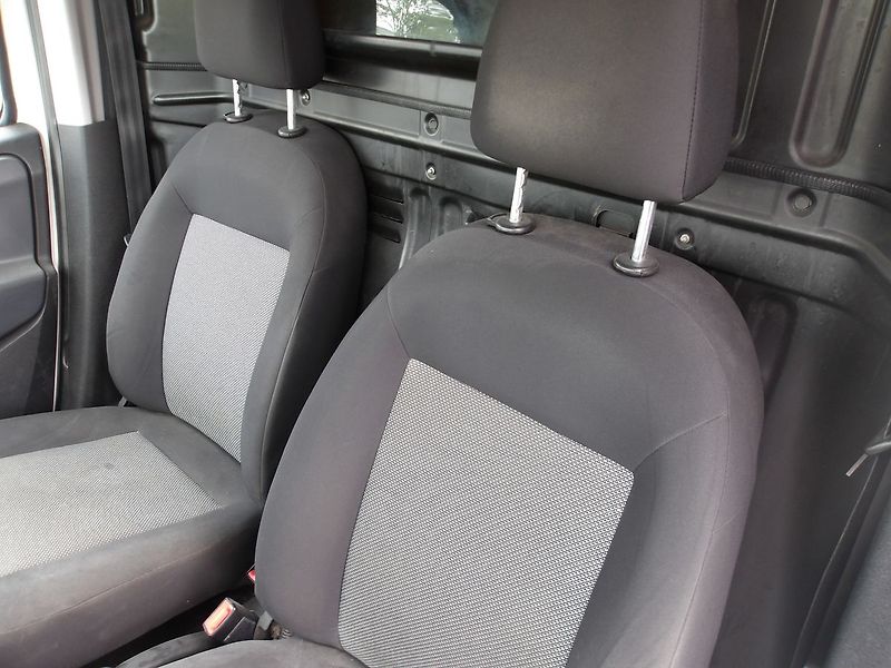 Fiat Dobló cargo 1,4i ČR ! 1.MAJ.! -21%DPH !!! - fotka 20 z 32