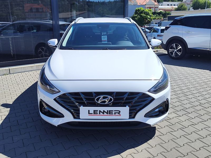 Hyundai i30 1.5 T-GDI/117kW Smart - fotka 2 z 32