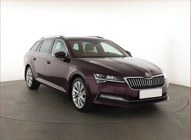 Škoda Superb (2022) Laurin&Klement 1.5 TSI - fotografie inzerátu