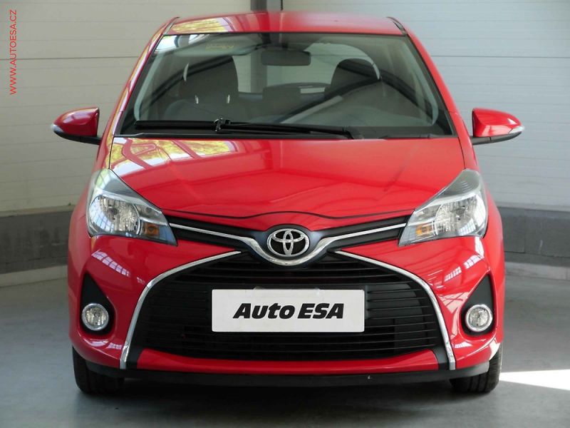 Toyota Yaris (2019) 1.5 - fotka 2 z 3