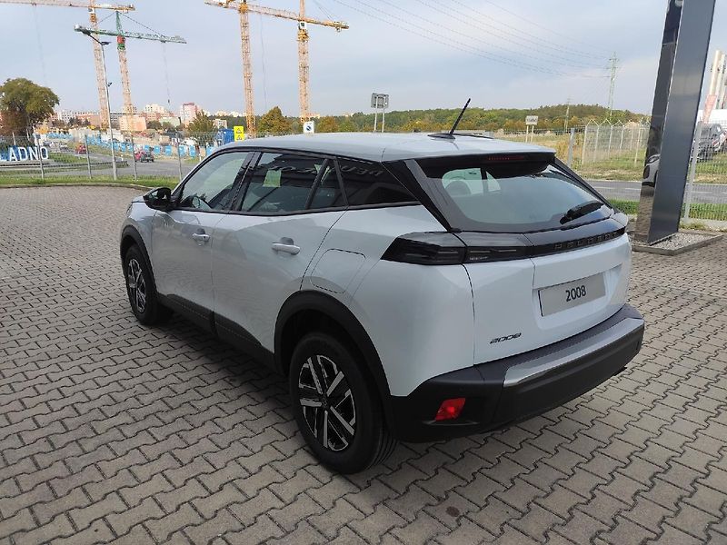 Peugeot 2008 (2026) STYLE 1.2 100k MAN6  - fotka 3 z 24
